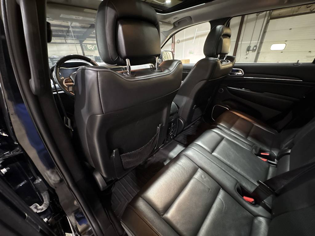 Thumbnail: 2019 Jeep Grand Cherokee - 11