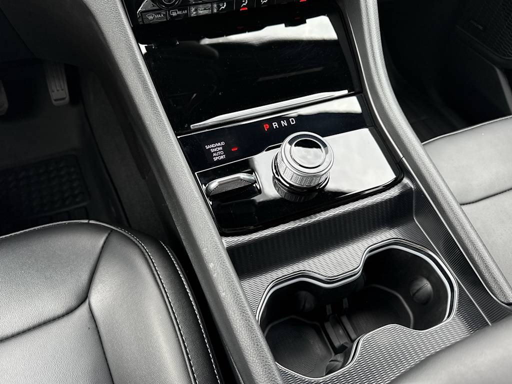 Thumbnail: 2024 Jeep Grand Cherokee - 12