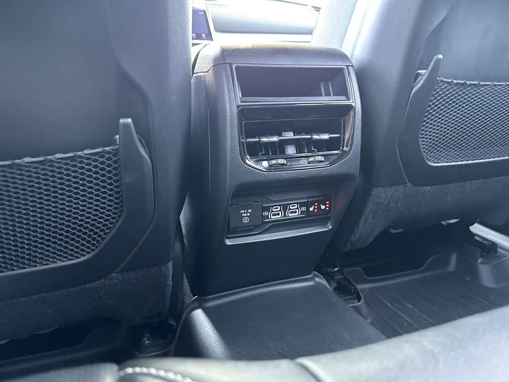 Thumbnail: 2022 Jeep Grand Cherokee - 40