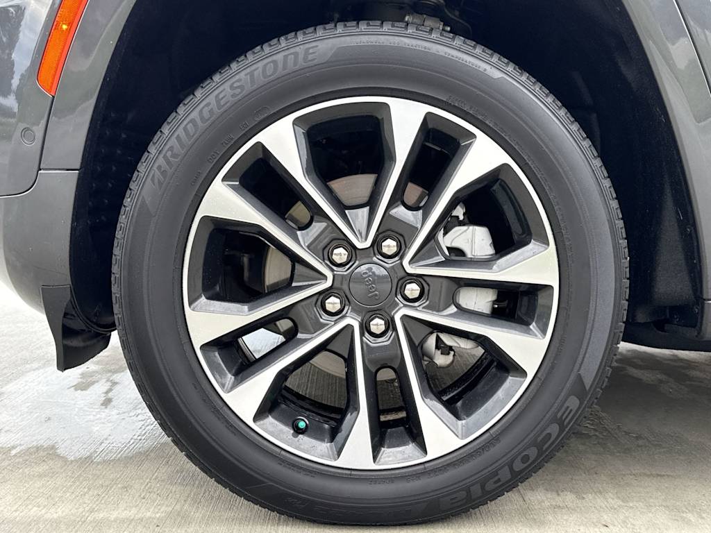 Thumbnail: 2022 Jeep Grand Cherokee - 7