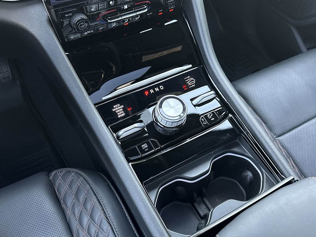 Thumbnail: 2024 Jeep Grand Cherokee - 15