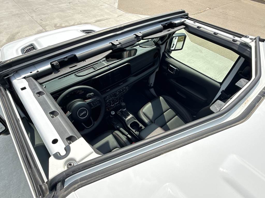 Thumbnail: 2024 Jeep Wrangler - 21