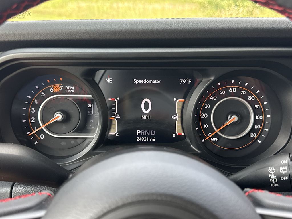 Thumbnail: 2024 Jeep Wrangler - 15