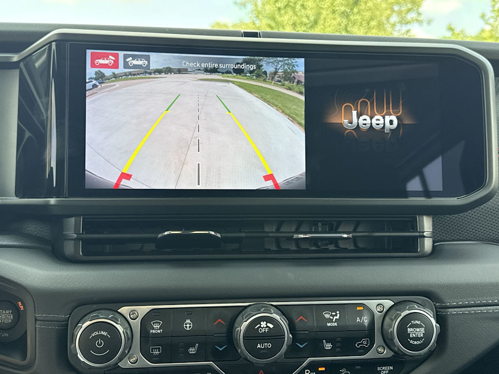 Thumbnail: 2024 Jeep Wrangler - 34