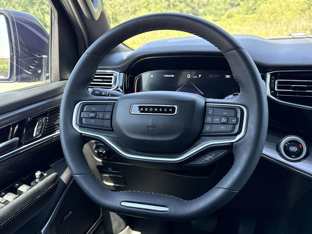Thumbnail: 2023 Jeep Wagoneer - 10