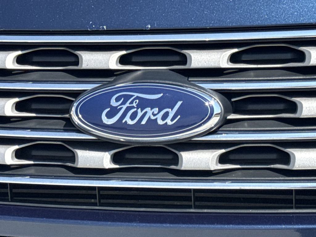 Thumbnail: 2017 Ford Explorer - 6