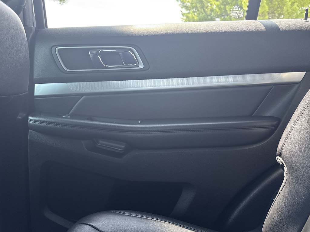 Thumbnail: 2017 Ford Explorer - 39