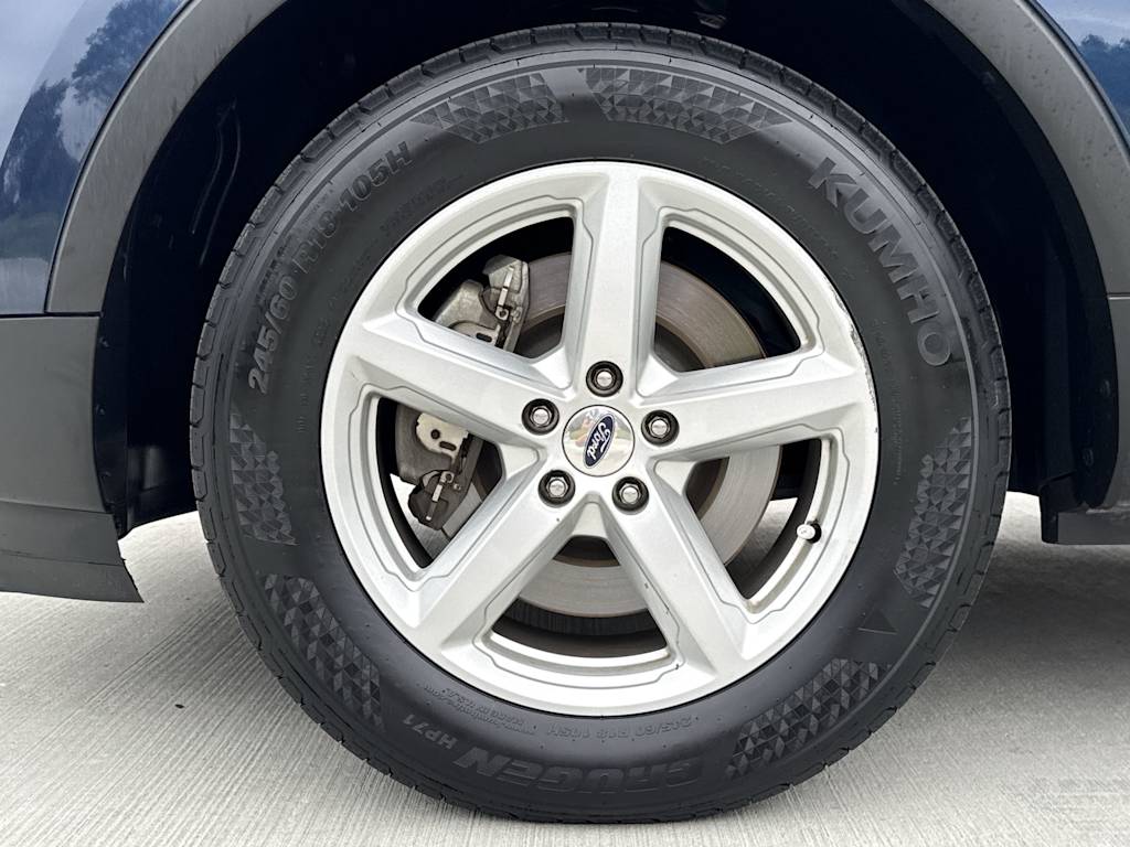 Thumbnail: 2017 Ford Explorer - 7