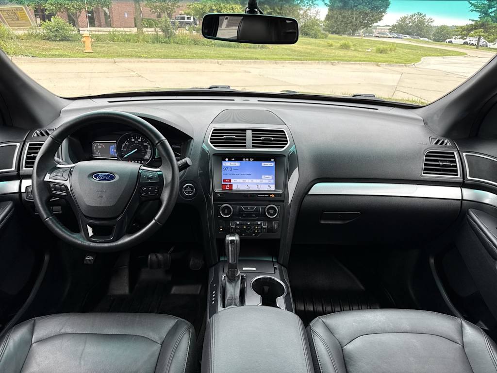 Thumbnail: 2017 Ford Explorer - 2