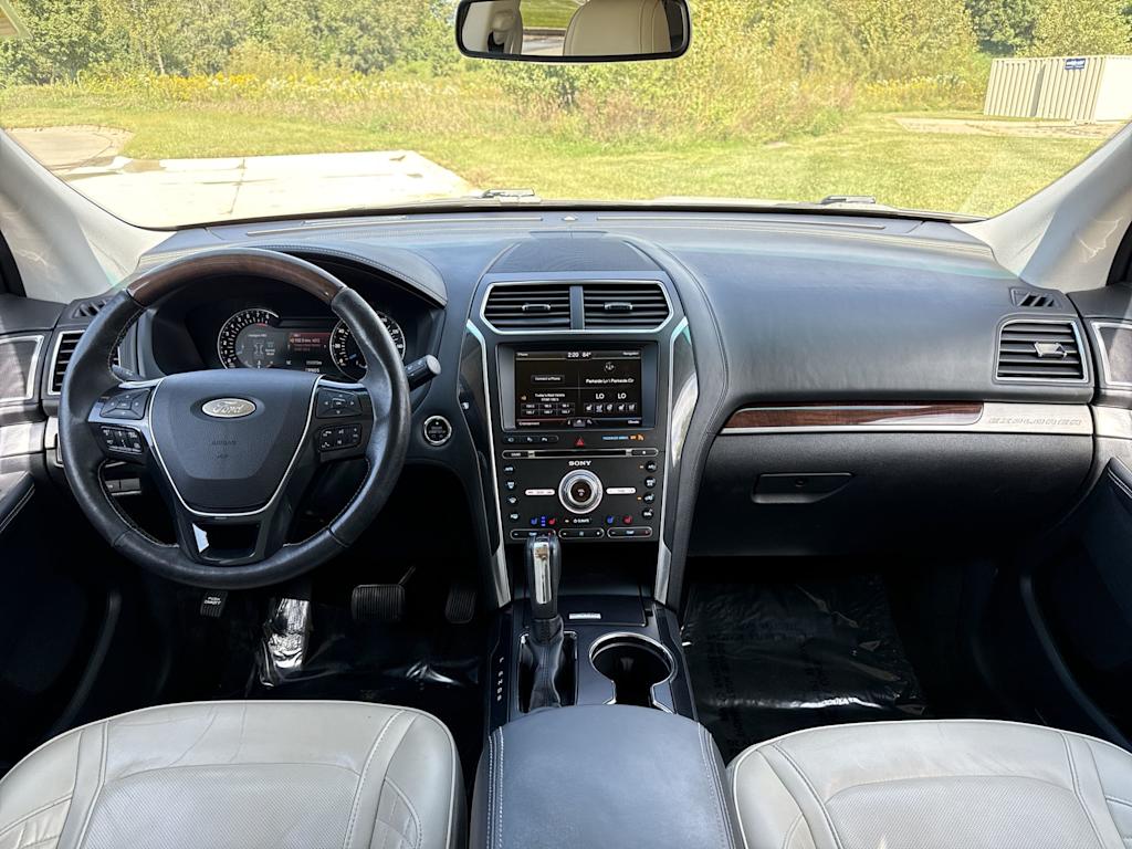 Thumbnail: 2016 Ford Explorer - 2