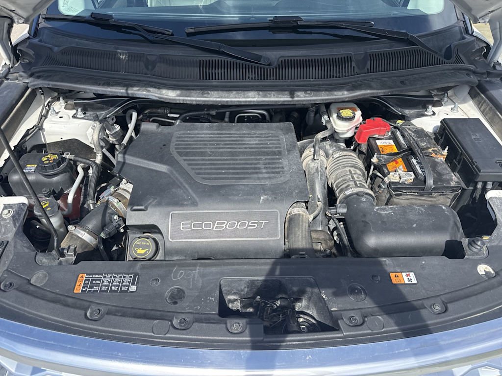 Thumbnail: 2016 Ford Explorer - 8