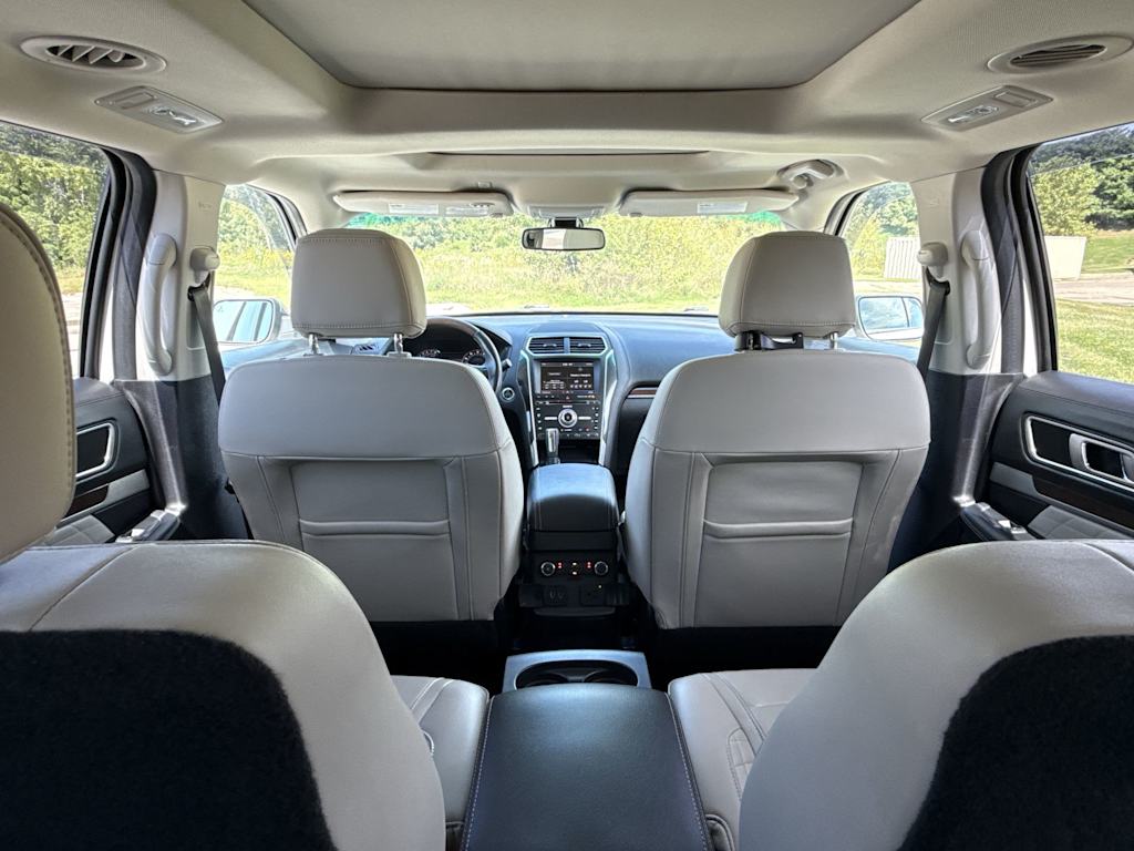 Thumbnail: 2016 Ford Explorer - 12