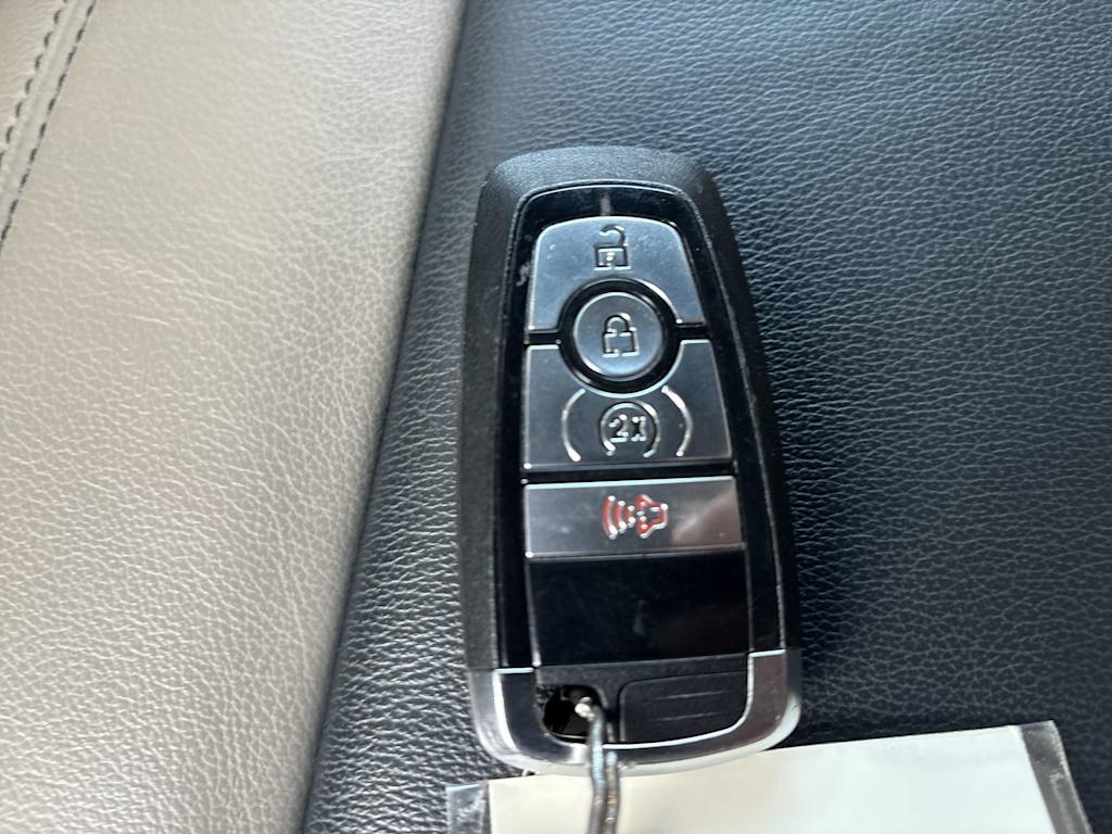 Thumbnail: 2023 Ford Bronco - 16