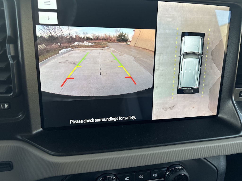 Thumbnail: 2023 Ford Bronco - 34