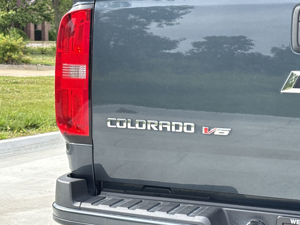 Thumbnail: 2019 Chevrolet Colorado - 22