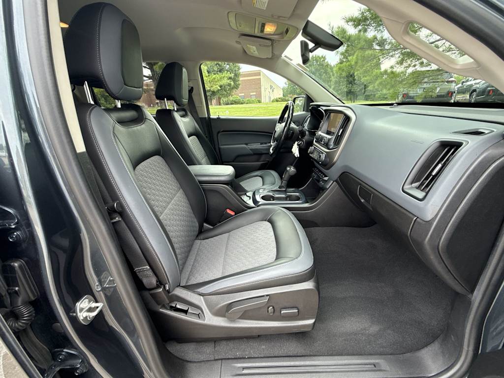 Thumbnail: 2019 Chevrolet Colorado - 26