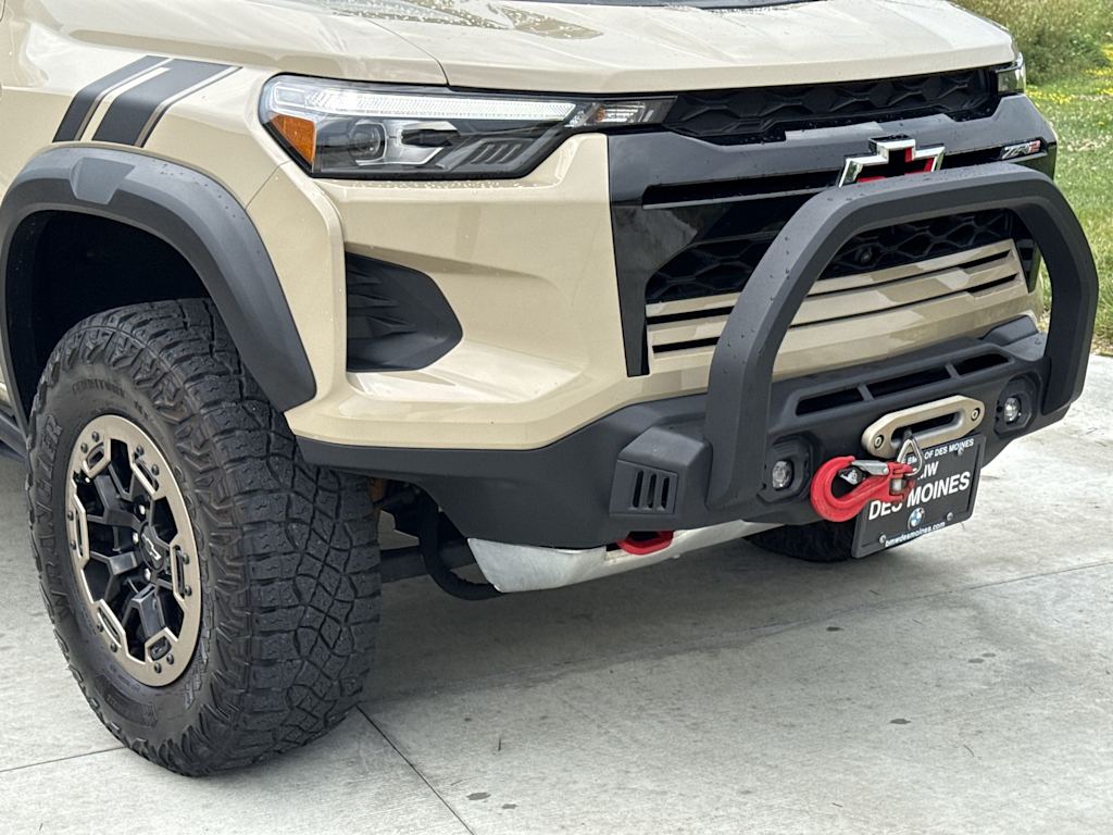 Thumbnail: 2023 Chevrolet Colorado - 45