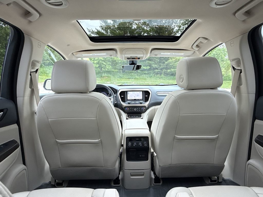 Thumbnail: 2022 GMC Acadia - 28