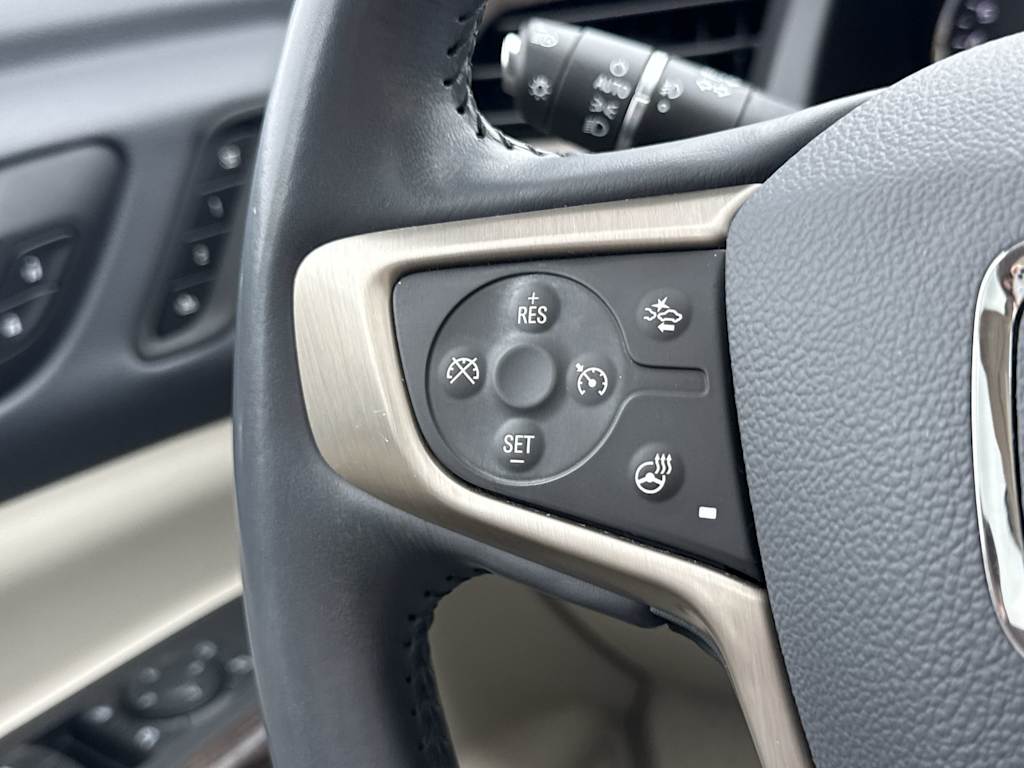 Thumbnail: 2022 GMC Acadia - 33