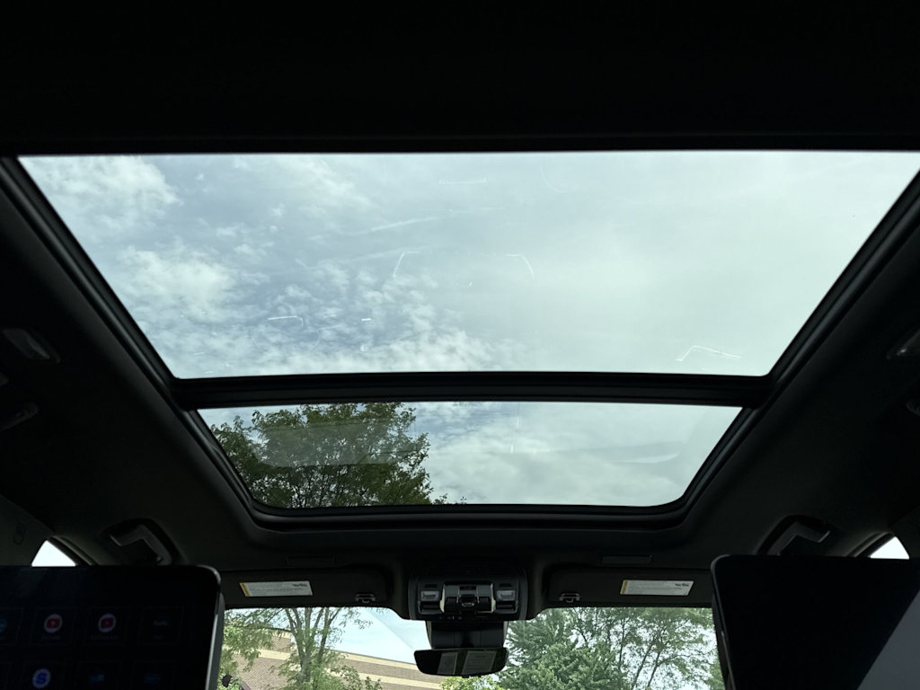 Thumbnail: 2026 GMC Yukon - 32