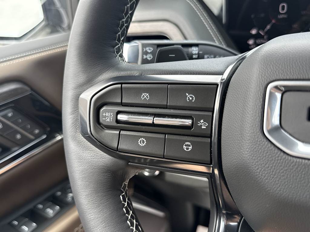 Thumbnail: 2026 GMC Yukon - 33