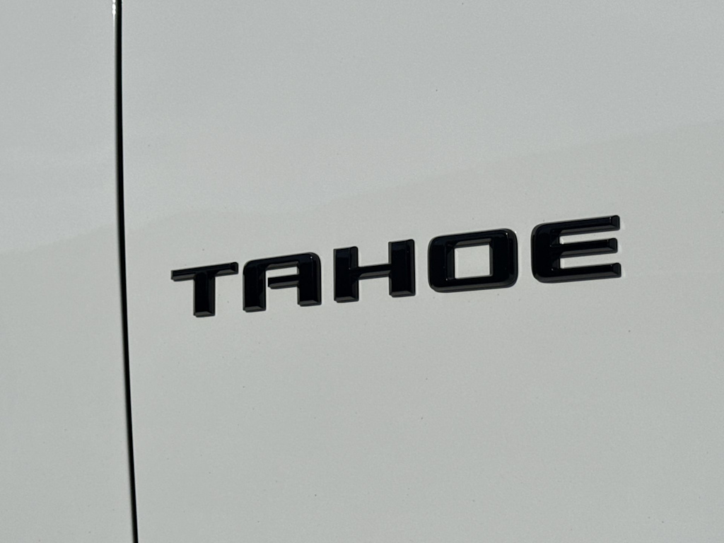 Thumbnail: 2022 Chevrolet Tahoe - 6
