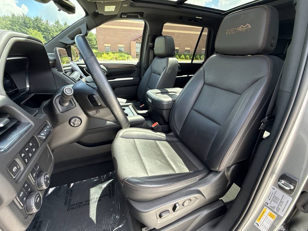 Thumbnail: 2023 Chevrolet Tahoe - 12