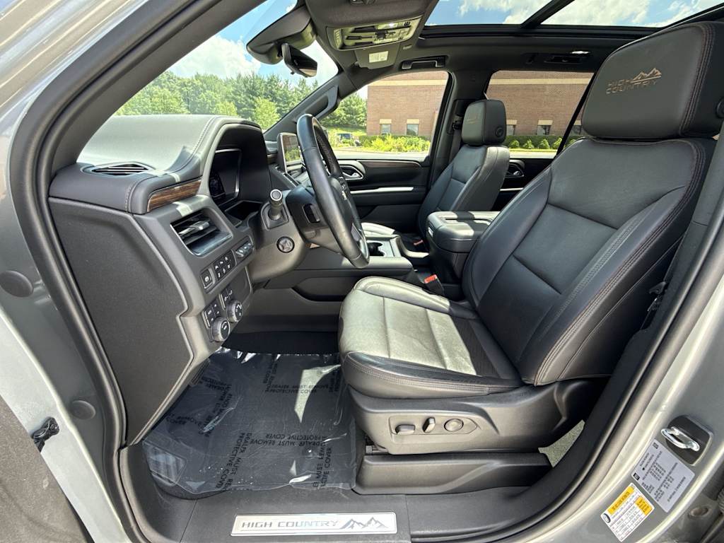 Thumbnail: 2023 Chevrolet Tahoe - 11