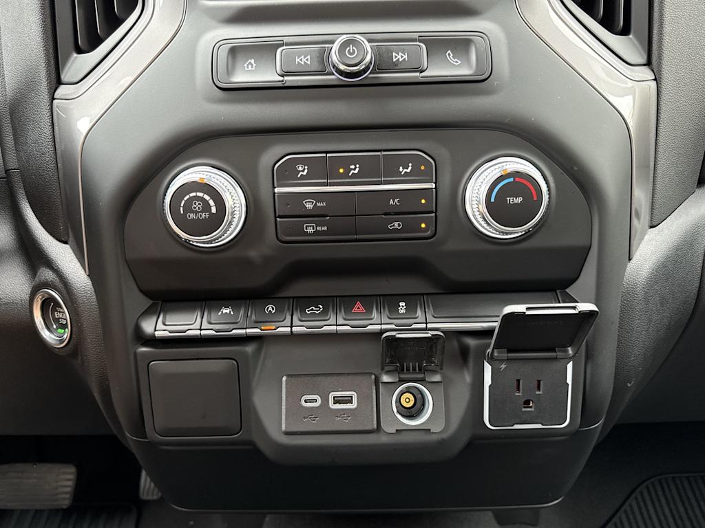 Thumbnail: 2024 GMC Sierra 1500 - 32