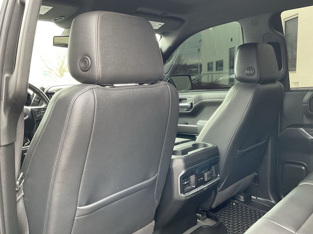 Thumbnail: 2022 GMC Sierra 1500 - 13