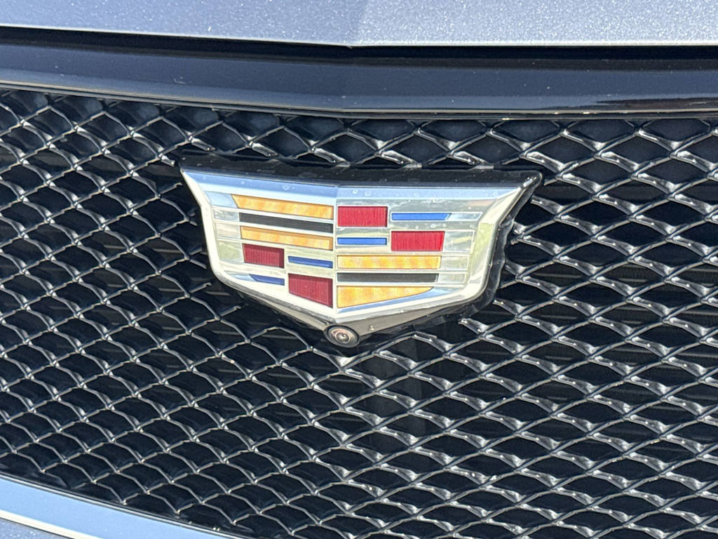 Thumbnail: 2021 Cadillac XT6 - 25
