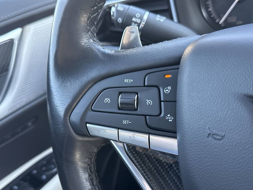 Thumbnail: 2021 Cadillac XT6 - 33