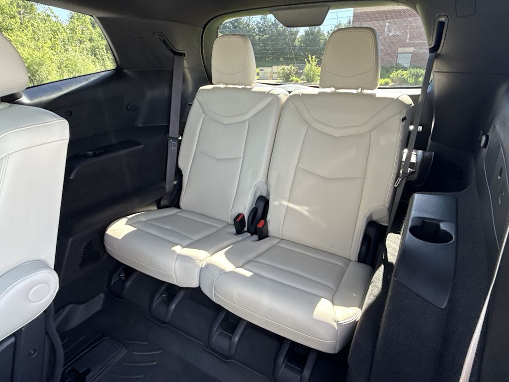 Thumbnail: 2021 Cadillac XT6 - 41