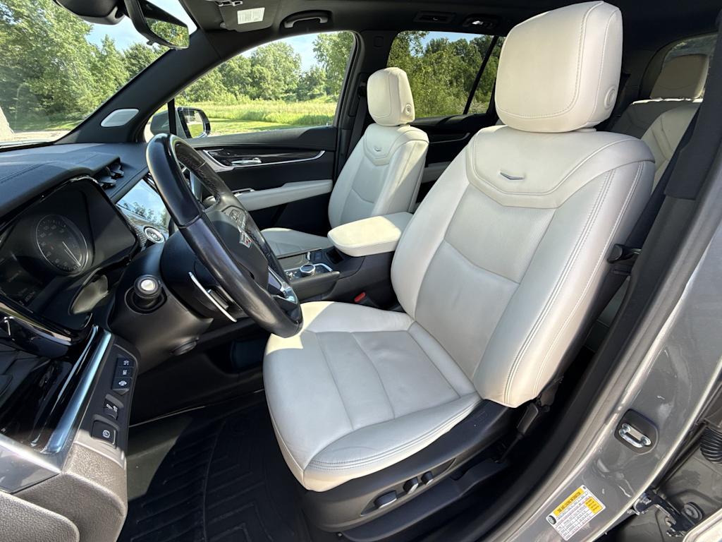 Thumbnail: 2021 Cadillac XT6 - 11