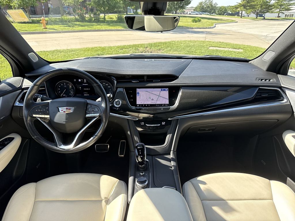 Thumbnail: 2021 Cadillac XT6 - 2