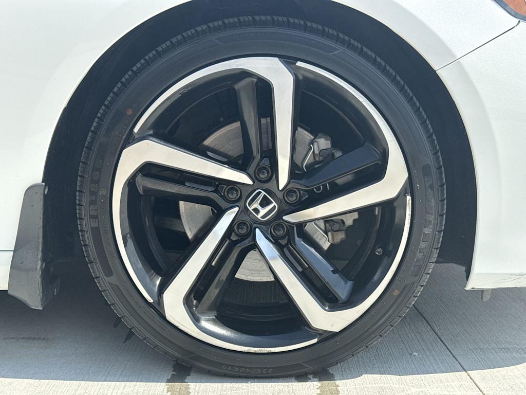 Thumbnail: 2021 Honda Accord - 6