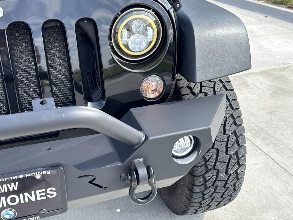 Thumbnail: 2011 Jeep Wrangler - 12