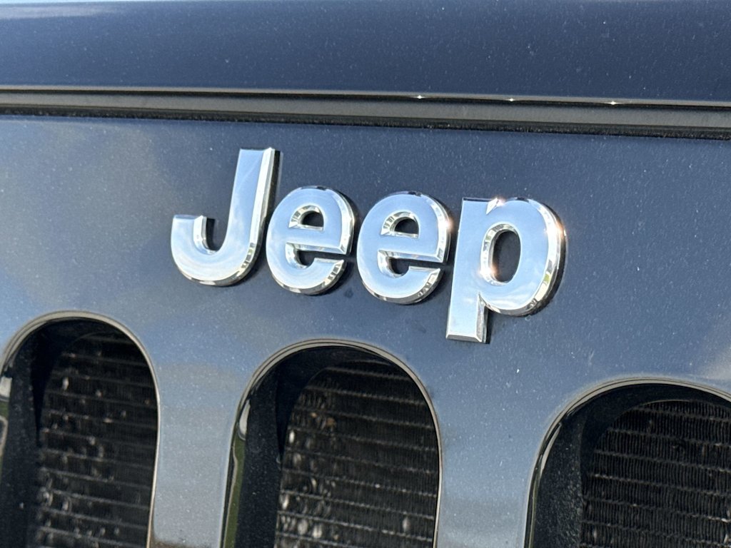 Thumbnail: 2011 Jeep Wrangler - 7