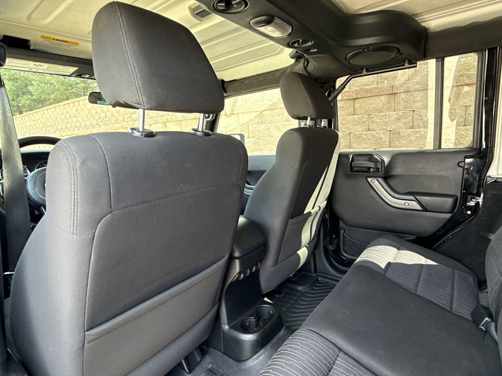 Thumbnail: 2011 Jeep Wrangler - 13