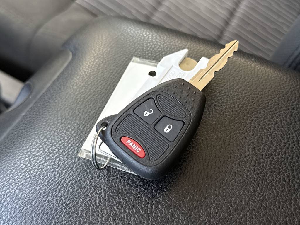 Thumbnail: 2011 Jeep Wrangler - 34