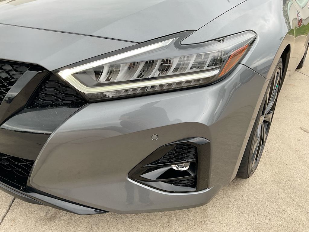 2022 Nissan Maxima SR 22