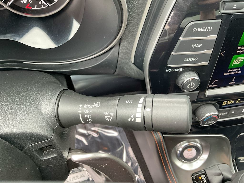 2022 Nissan Maxima SR 32