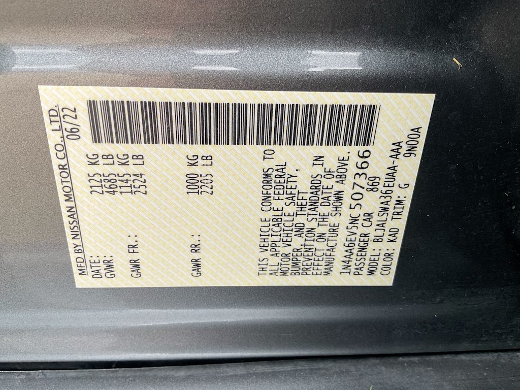 2022 Nissan Maxima SR 37