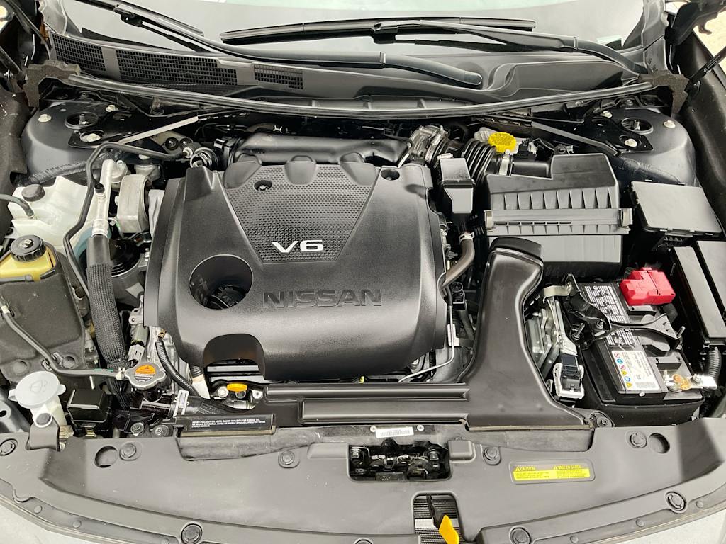 2022 Nissan Maxima SR 7