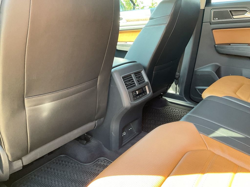 Thumbnail: 2018 Volkswagen Atlas - 27