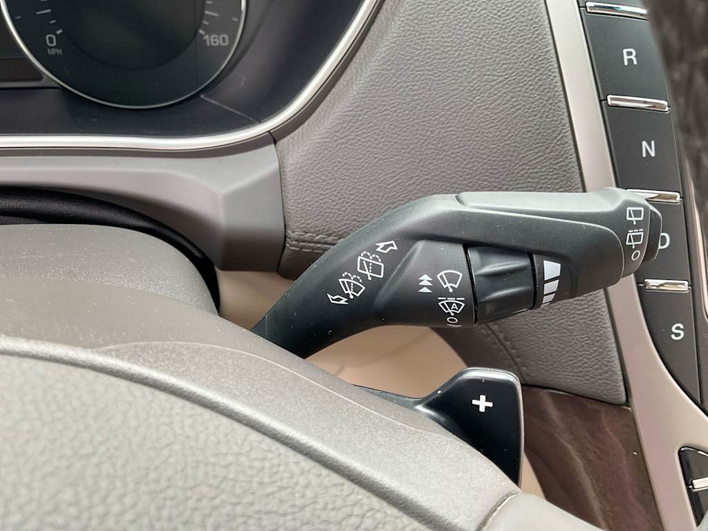 Thumbnail: 2016 Lincoln MKX - 33