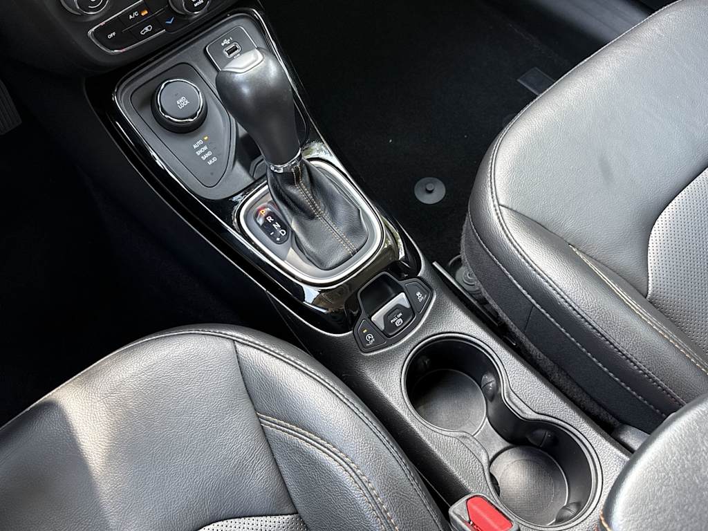 Thumbnail: 2019 Jeep Compass - 14