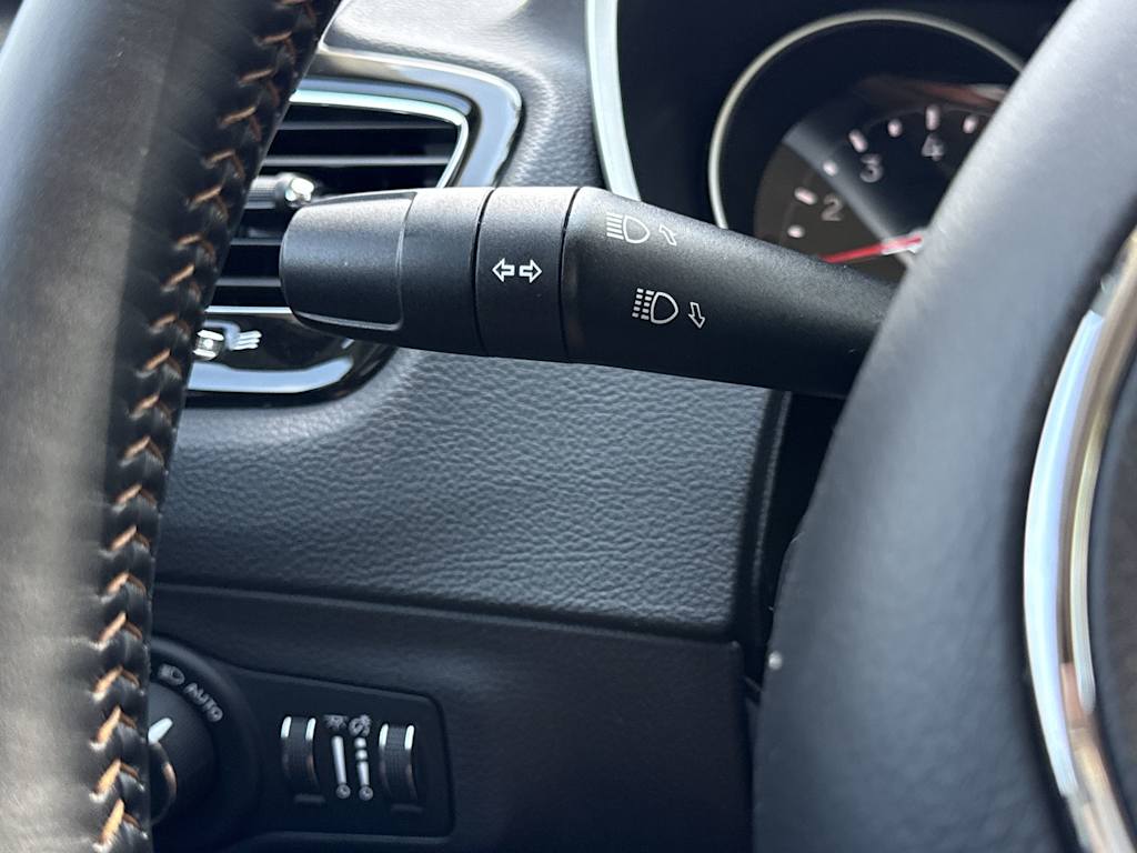 Thumbnail: 2019 Jeep Compass - 33