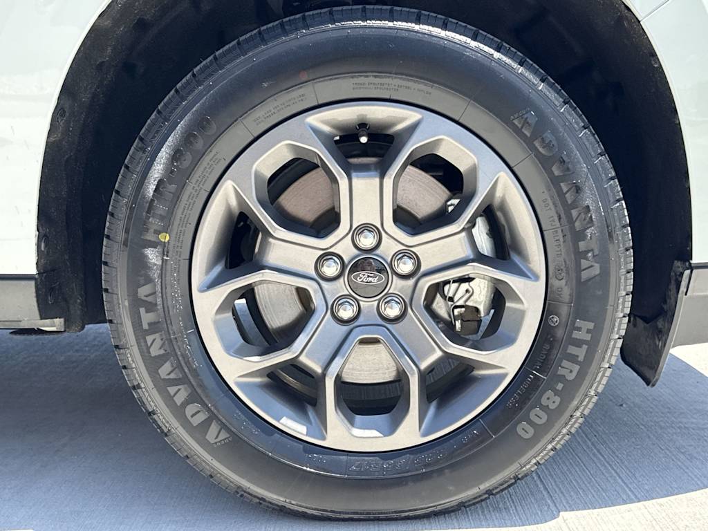 Thumbnail: 2022 Ford Maverick - 8