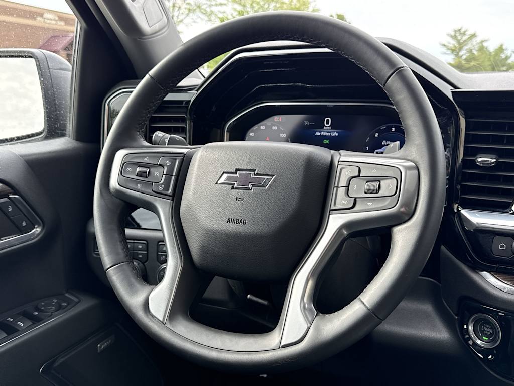 Thumbnail: 2024 Chevrolet Silverado 1500 - 10